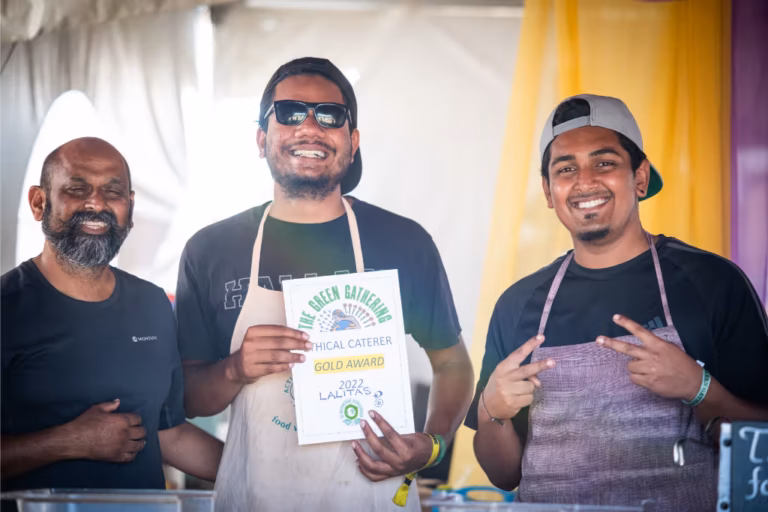 Green Gathering - Lalitas crew with award